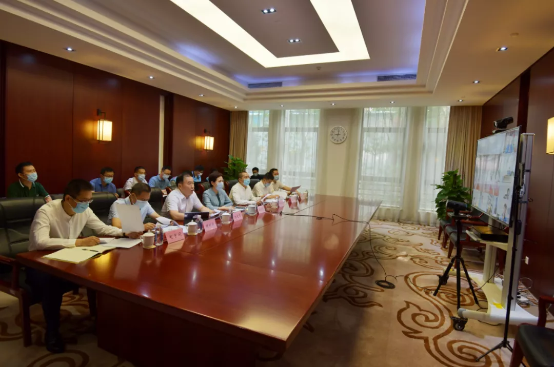 加快制造业数字化转型,工信部召开座谈会