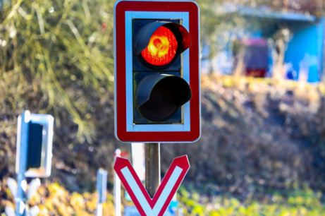 智慧交通神操作!一口气可以过12个绿灯 智慧交通