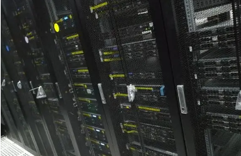 香港大带宽服务器怎么选?注意这几点